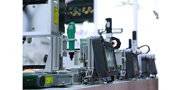 電動手術(shù)床等醫(yī)療器械直線導(dǎo)軌,線性滑軌,微型導(dǎo)軌的應(yīng)用案例